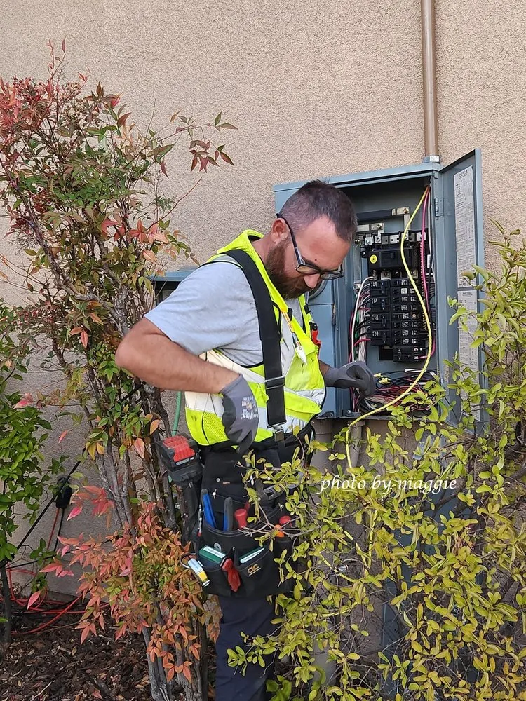 Slide of Amplitude Electrical & Automation