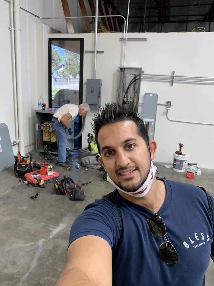 Slide of Amps Electric AC/DC