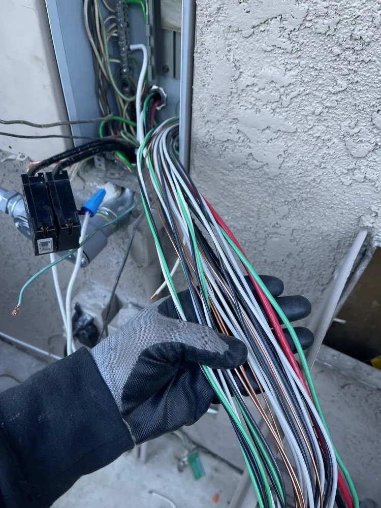 Slide of Ampworx Electric