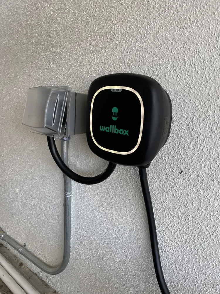 Slide of Ampworx Electric