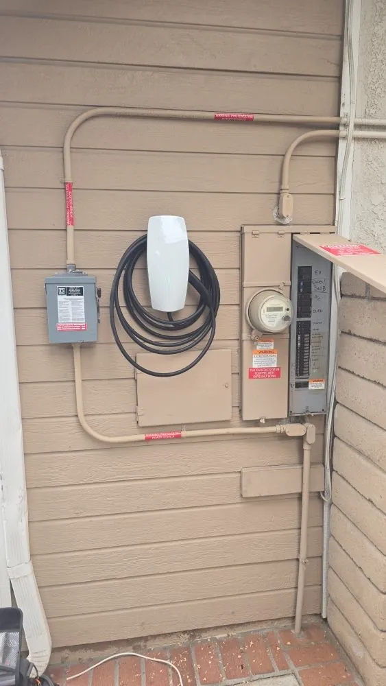 Slide of AmpZ Electrical