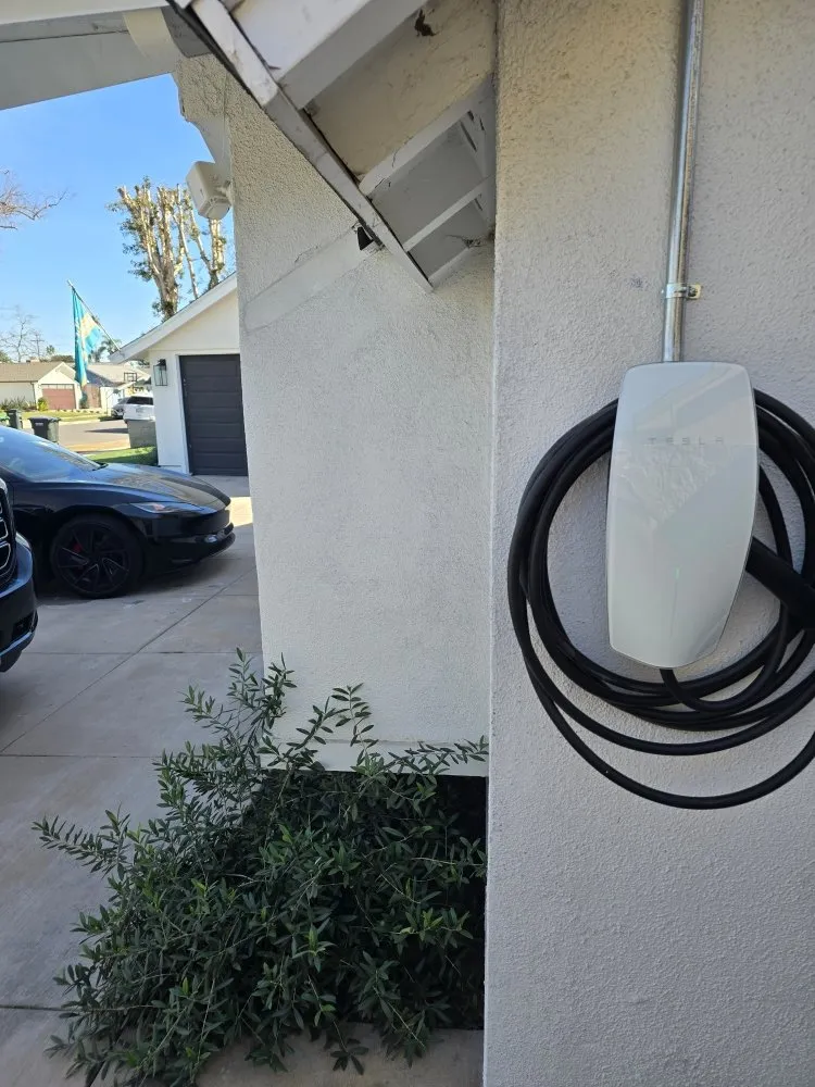 Slide of AmpZ Electrical