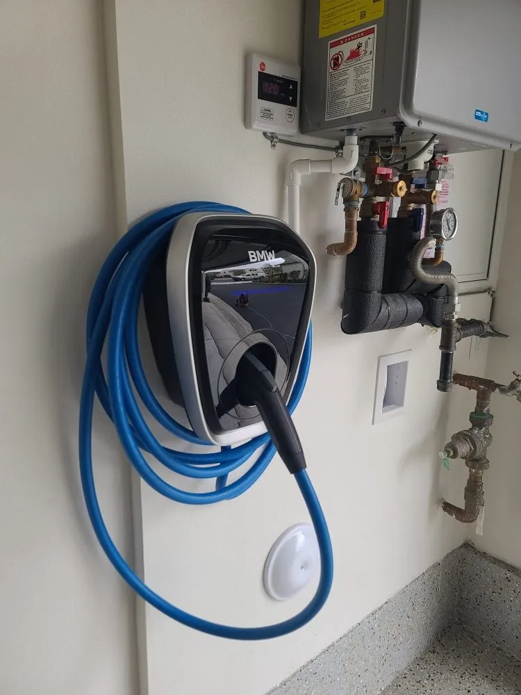 Licensed outlet and switch repair experts serving , - AmpZ Electrical