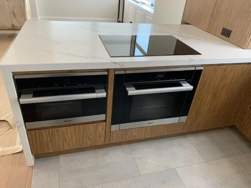 Slide of Amsterdam Electric