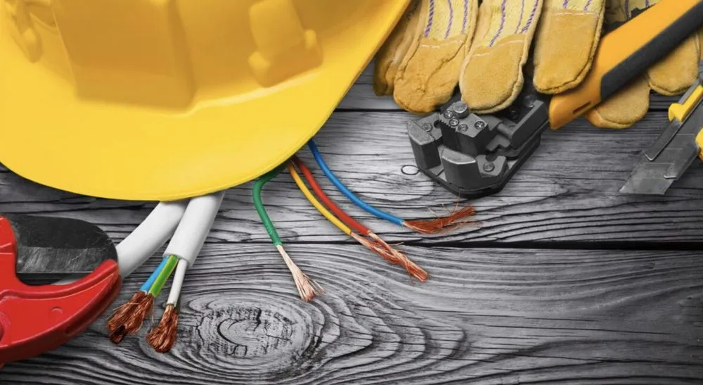 Slide of Anaya Electric