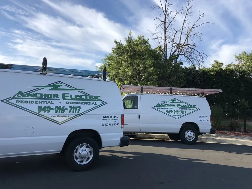 Reliable electrician providing electrical repair in , 