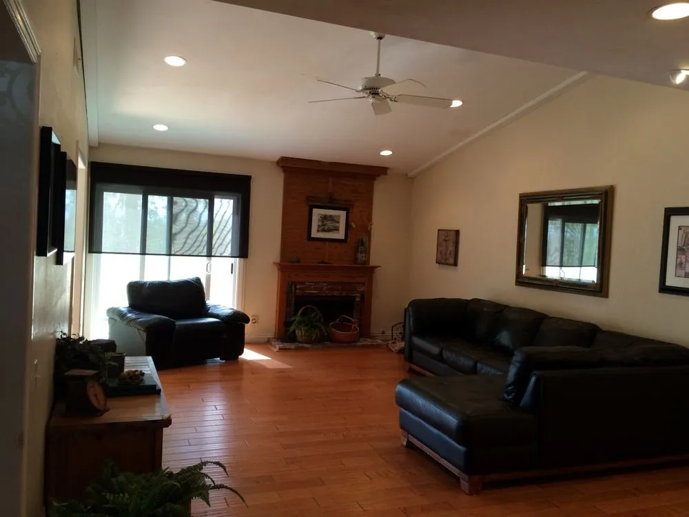 Slide of Anchor Electric