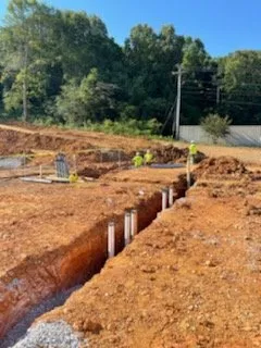 Certified electrician providing circuit breaker repair in ,