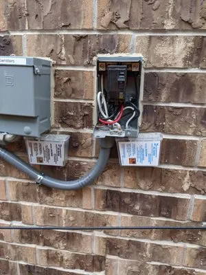 Anderson III Electric Logo