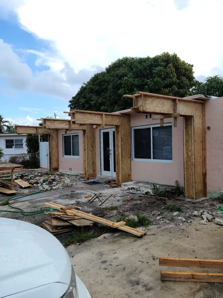 Slide of Anderson Remodelaciones