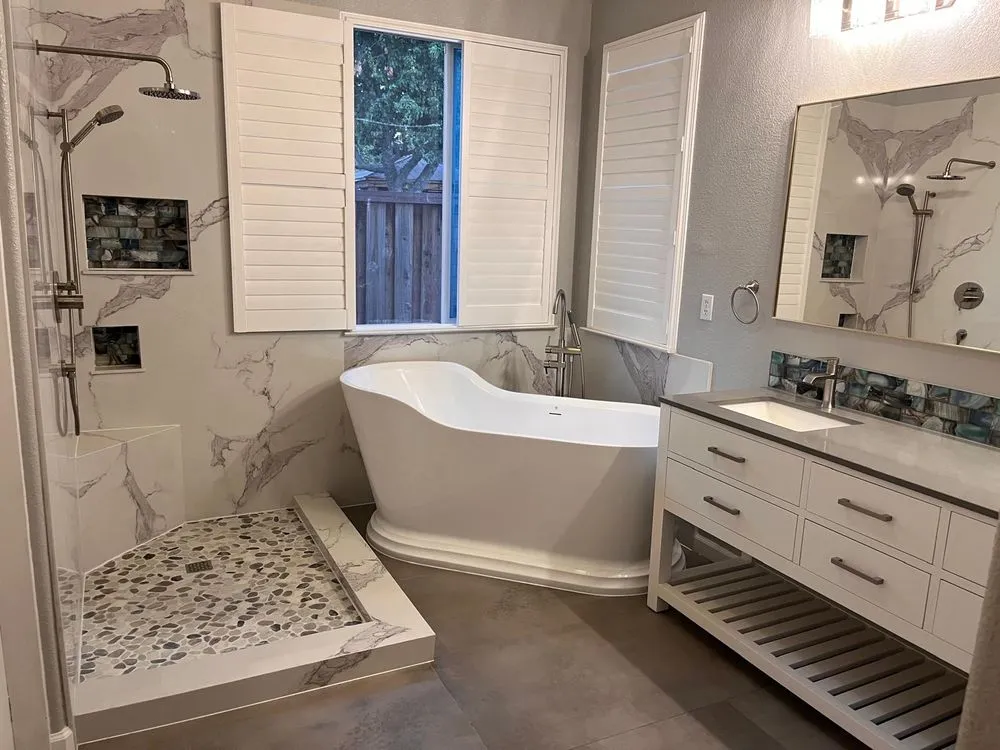 Slide of Andino Handyman Services and Construction