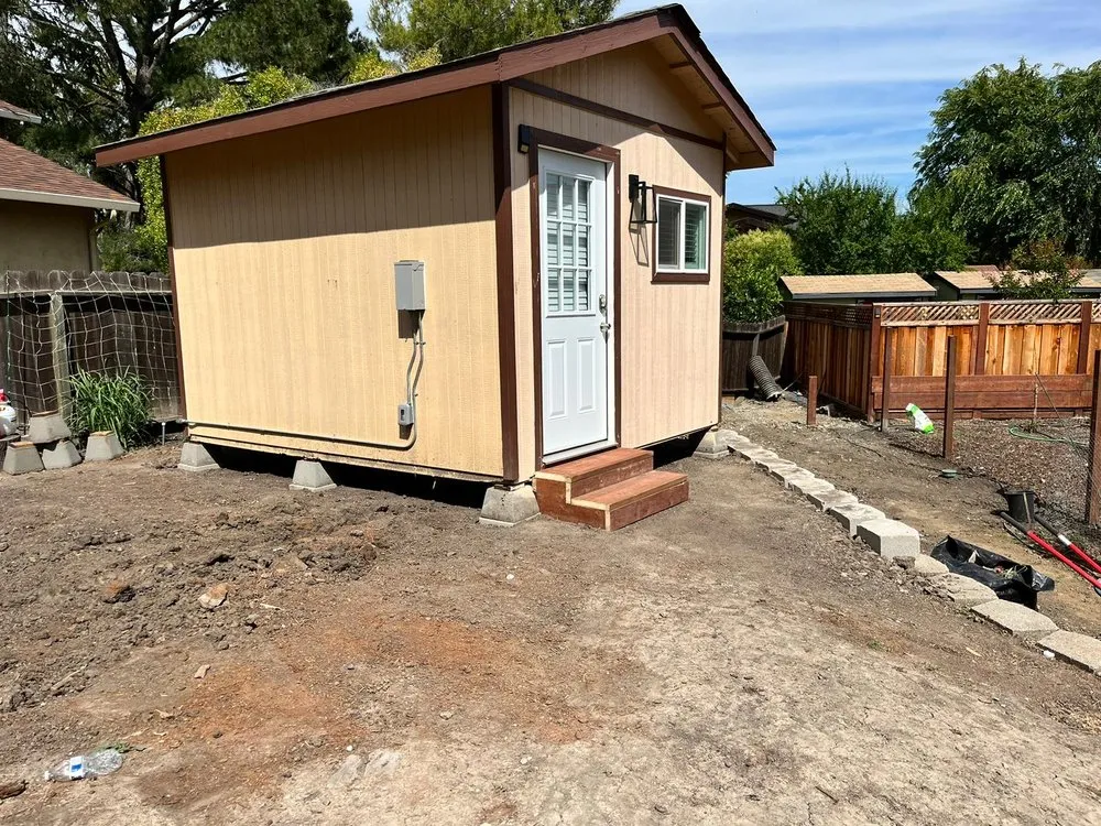 Slide of Andino Handyman Services and Construction