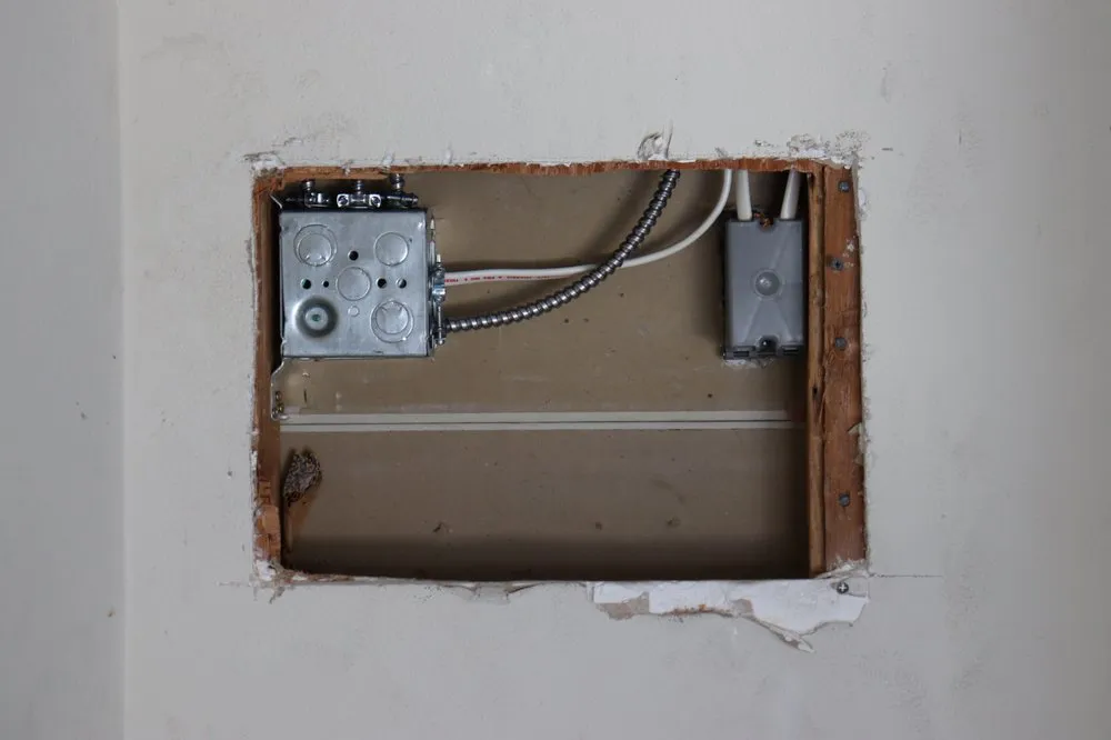 Slide of Andrade Link Electric