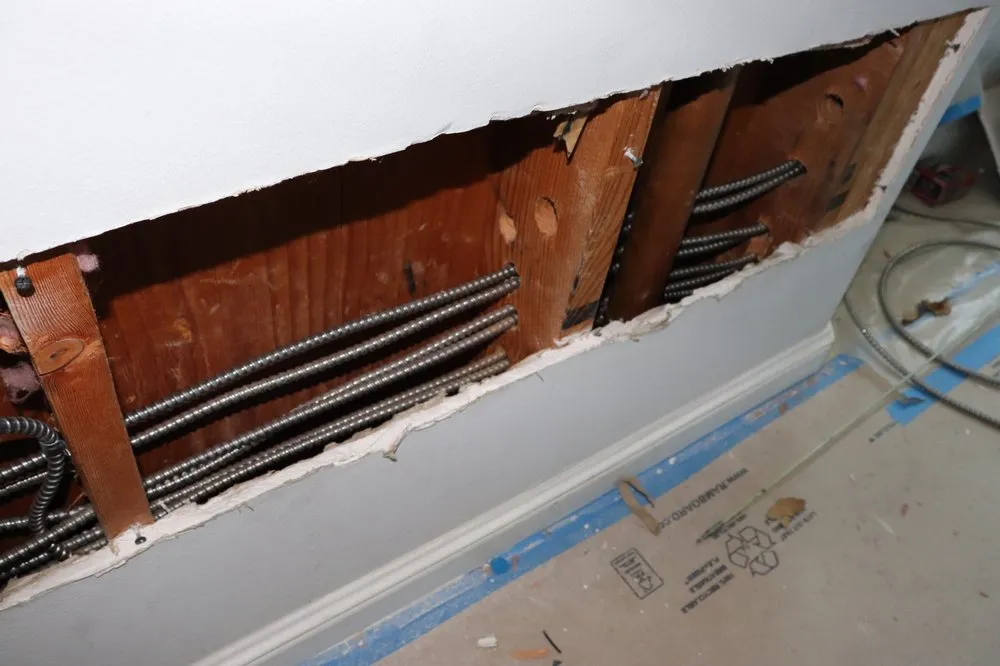 Trusted outlet and switch repair experts serving San Francisco, CA - Andrade Link Electric