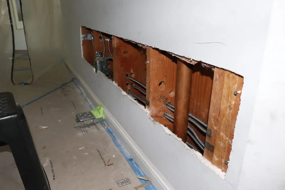 Slide of Andrade Link Electric