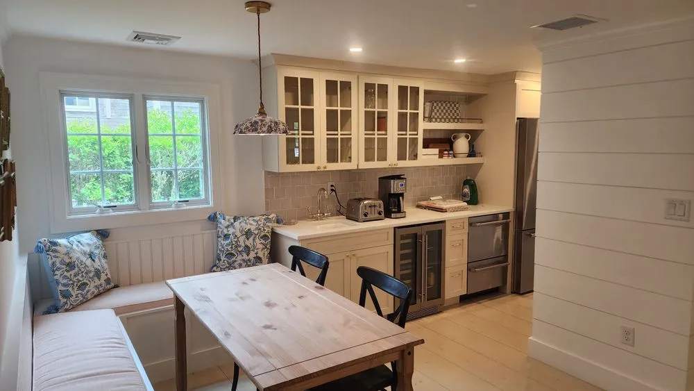 Slide of Andrew Curran Electric