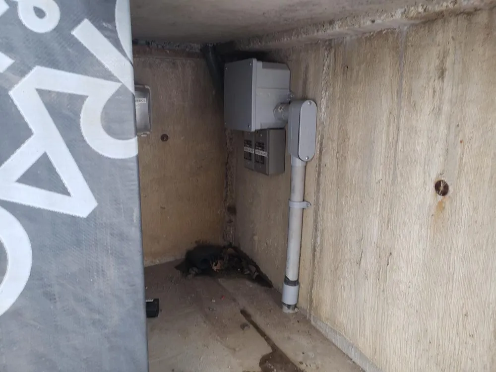 Slide of Andrew Jones Electric