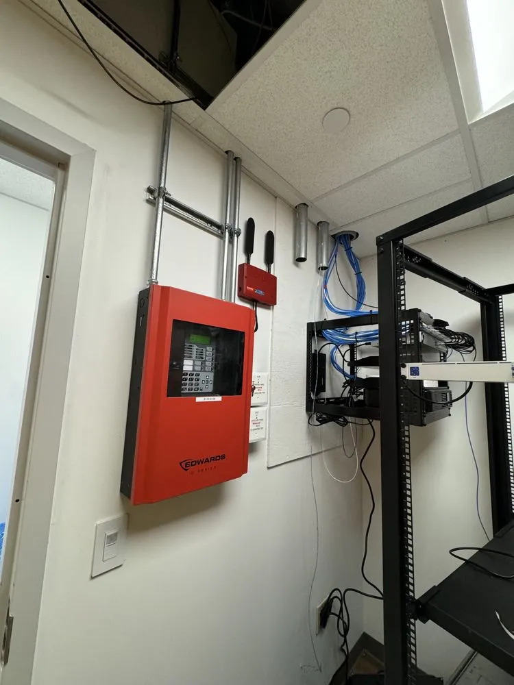 Professional electrician providing wiring installation in , 