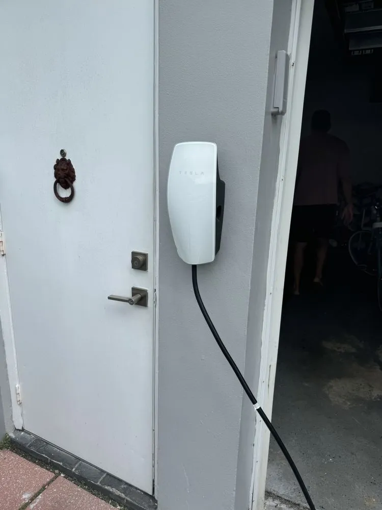 Slide of Angel Electric