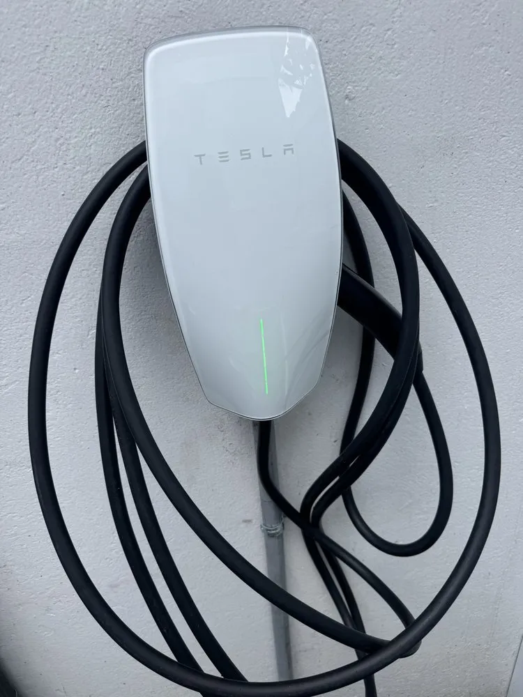 Slide of Angel Electric