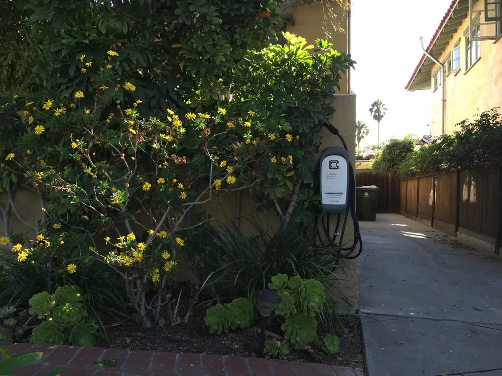 Licensed emergency electrical service service in Sylmar, CA - Angel Electric