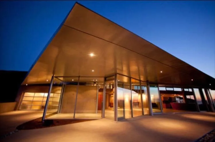 Slide of Angeleno Electric