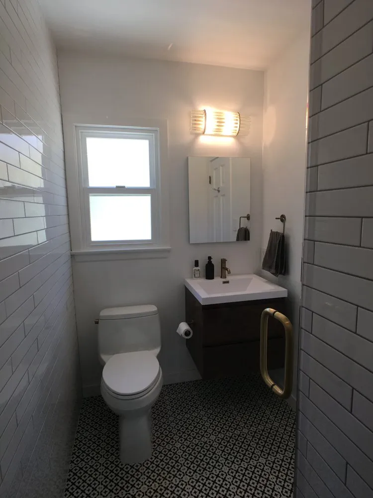 Slide of Angeleno Electric