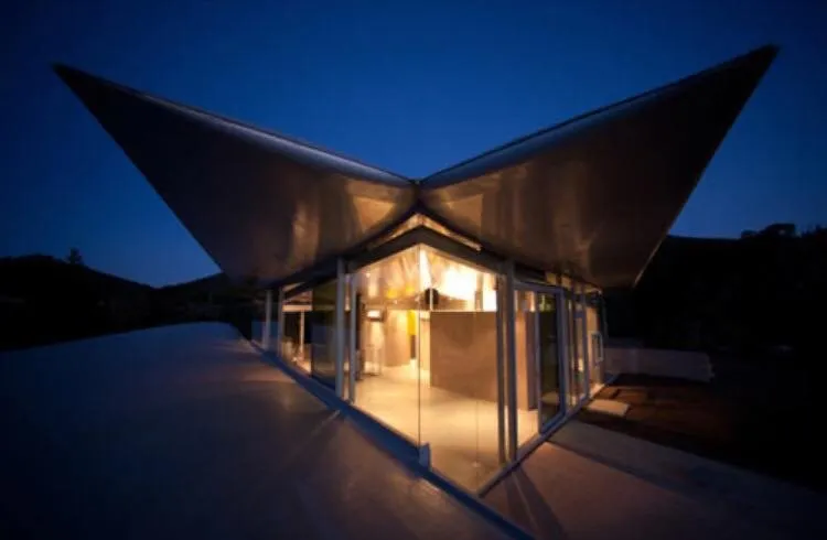 Slide of Angeleno Electric