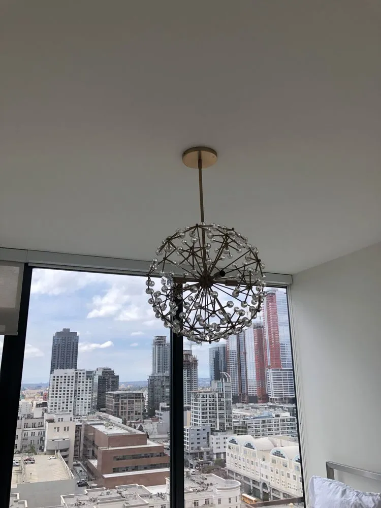 Slide of Angeleno Electric