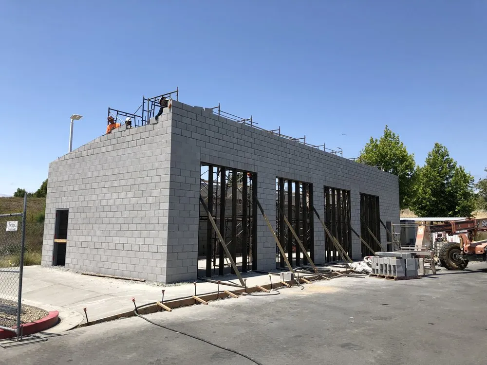 Slide of Anis Construction