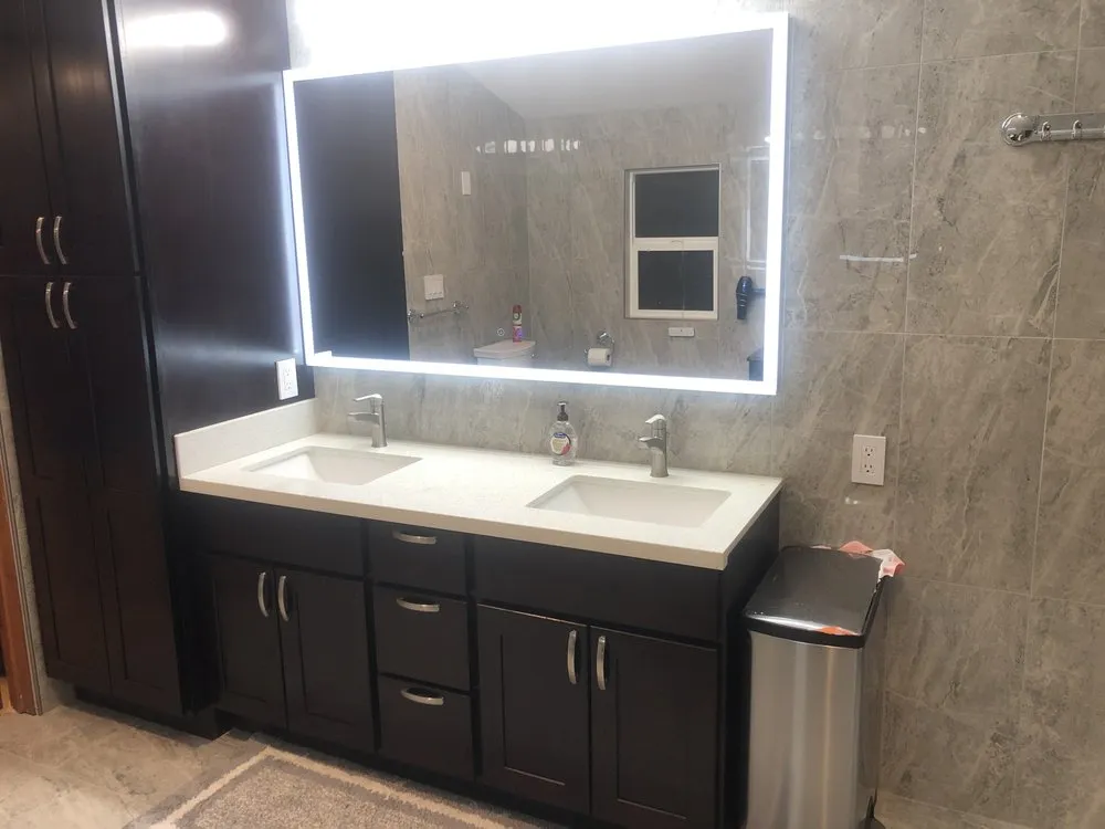 Affordable electrician providing circuit breaker repair in ,