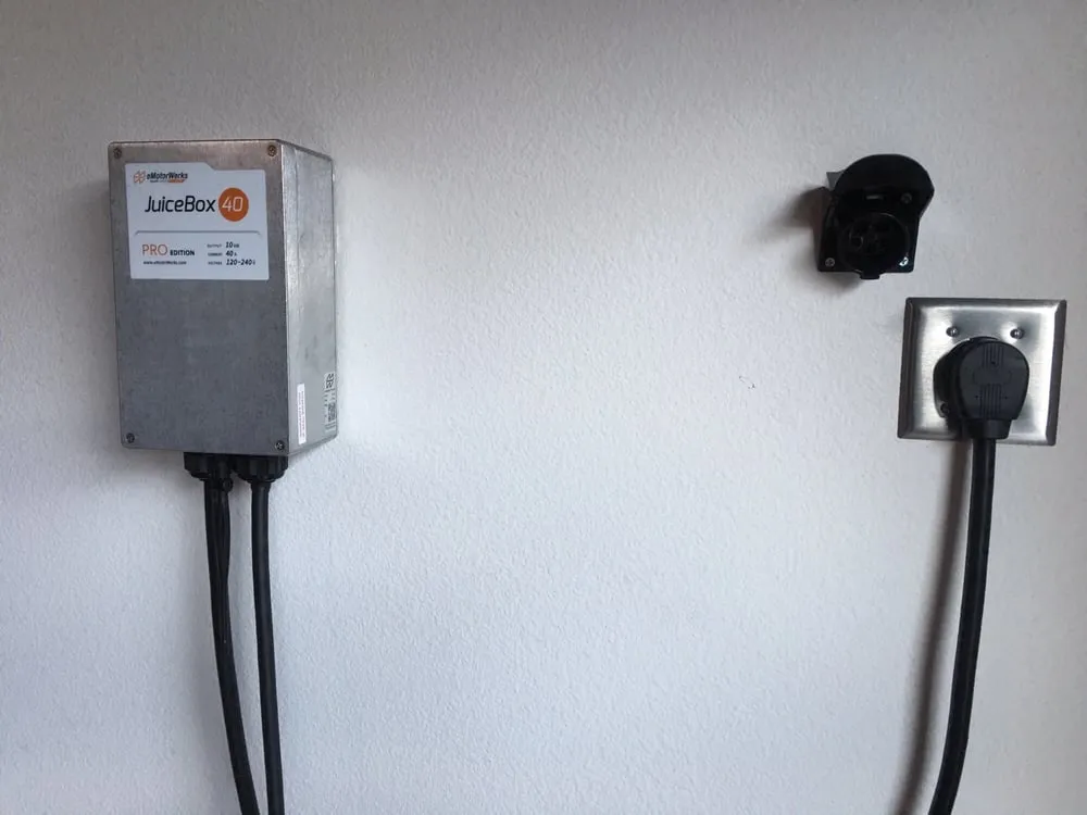 Reliable electrician providing lighting installation in Rockland, ID - Anthem Electric