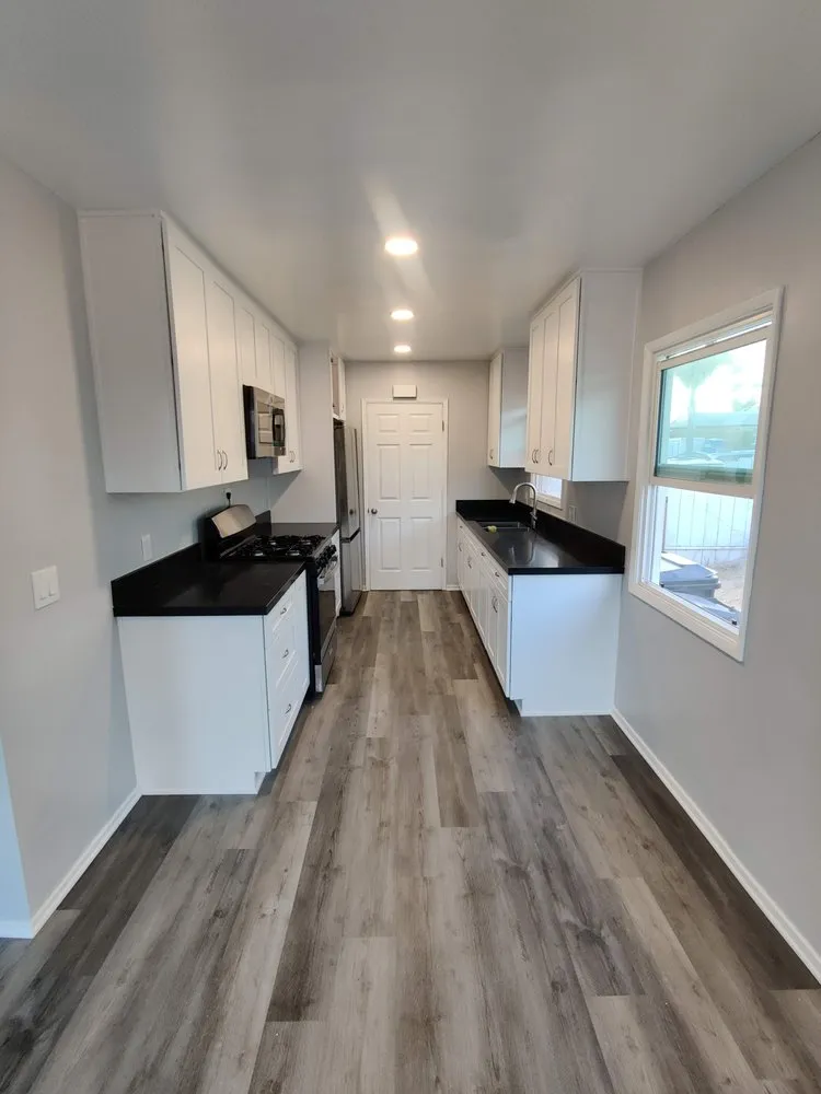 Slide of Anthem Handyman Services