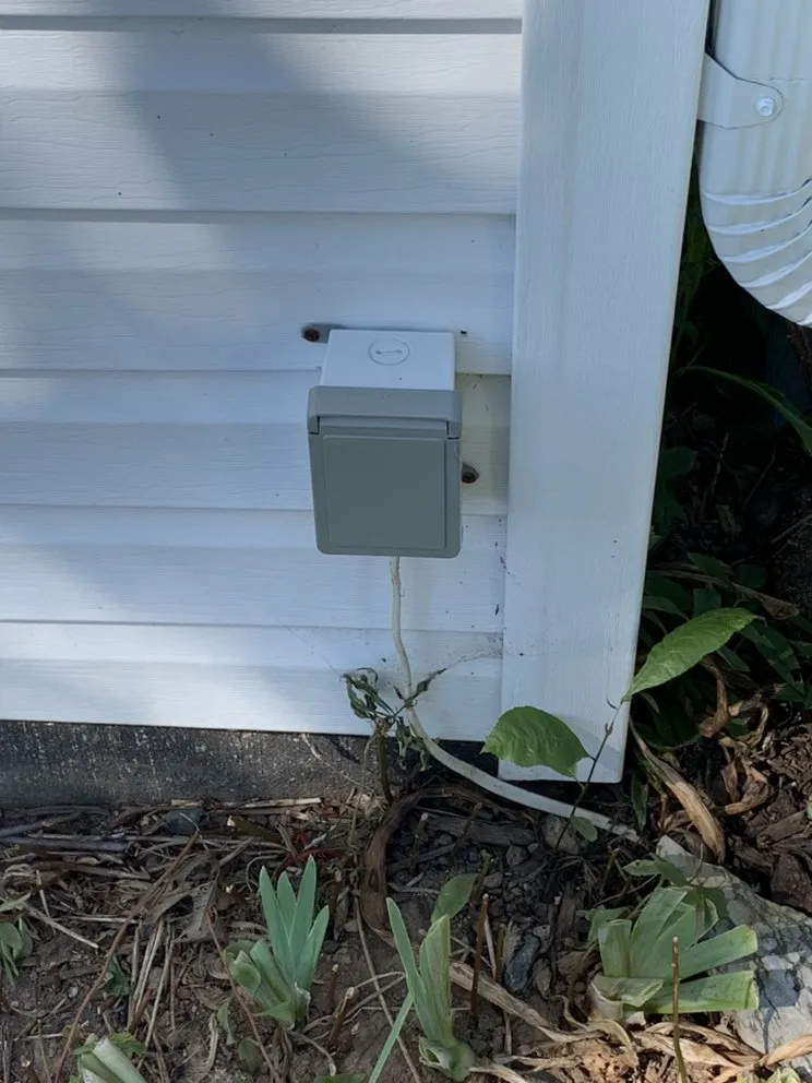 Slide of Anthony Vernon Electric