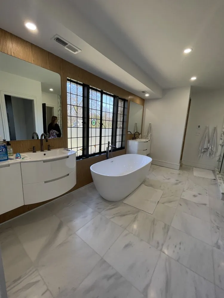 Slide of Antonio Ferrao Electric