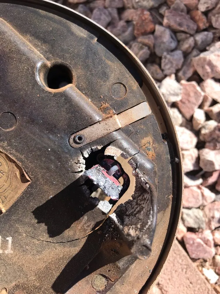 Slide of Apache Dee's Electrical Services