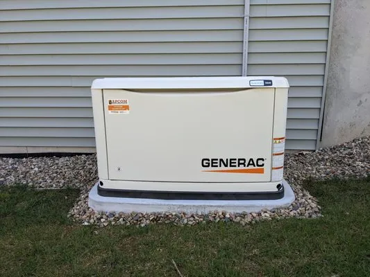 Apcom Electric & Power Systems Logo