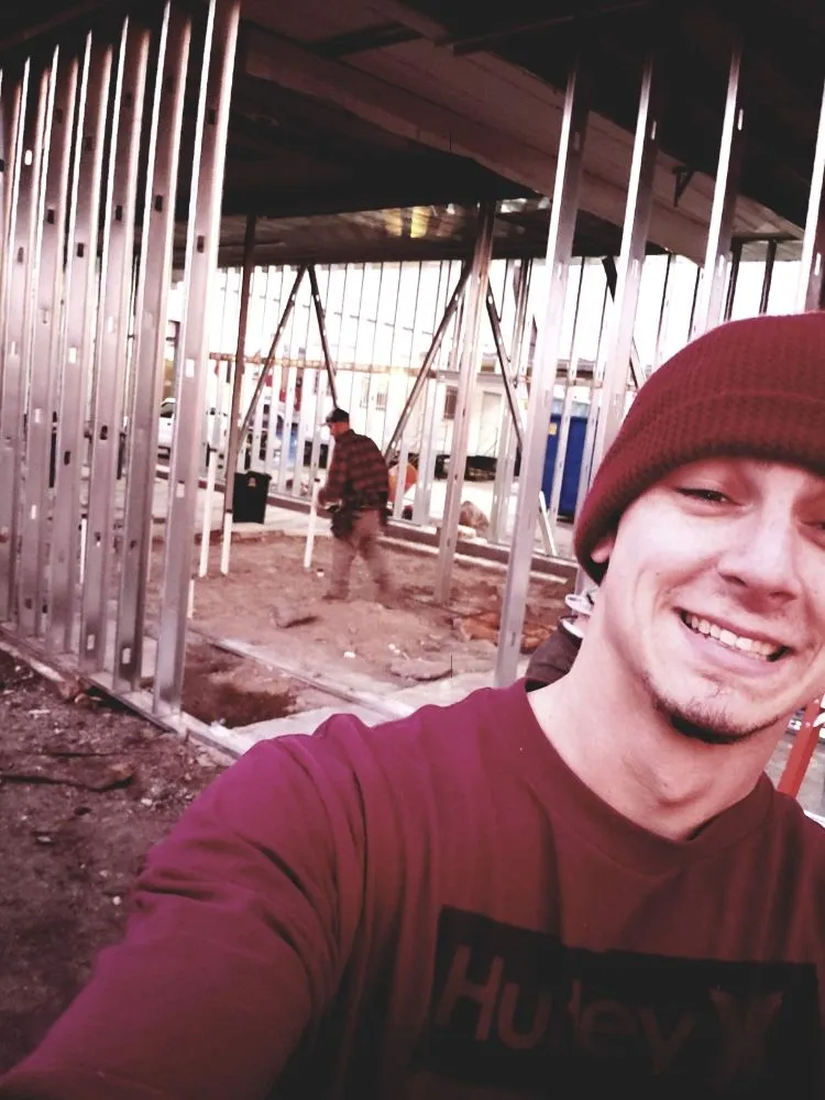 Slide of Apes 3lectric