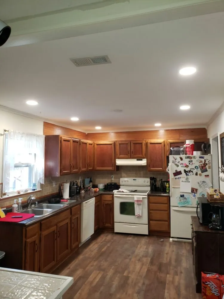 Reliable electrician providing outlet and switch repair in , 