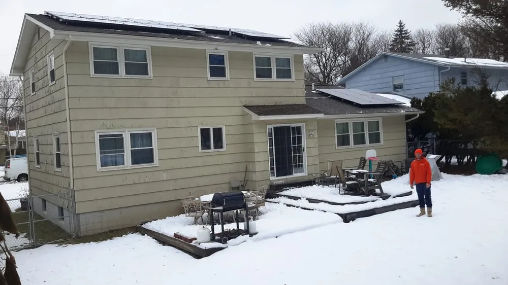 Slide of Apex Solar Power