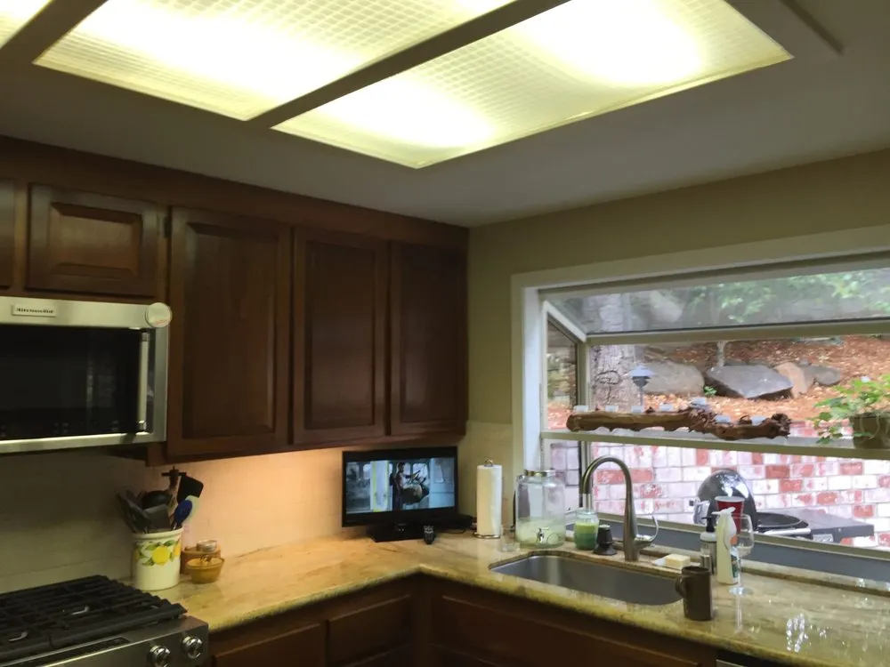 Slide of APG Electric