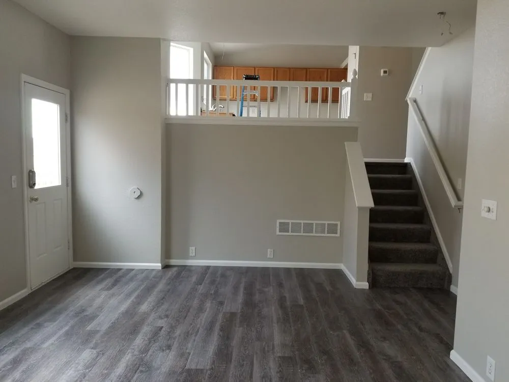 Slide of APMM Handyman Services