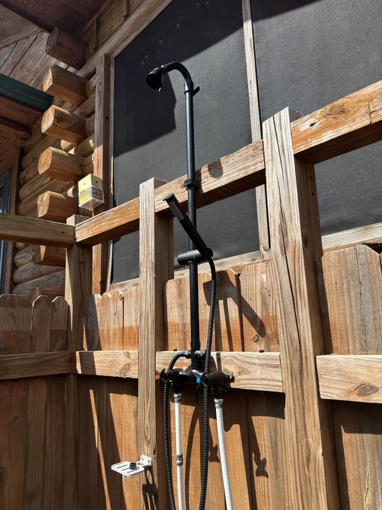 Slide of APMM Handyman Services