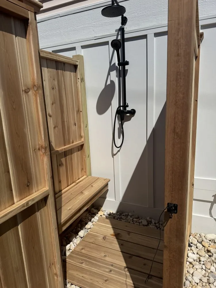 Slide of APMM Handyman Services