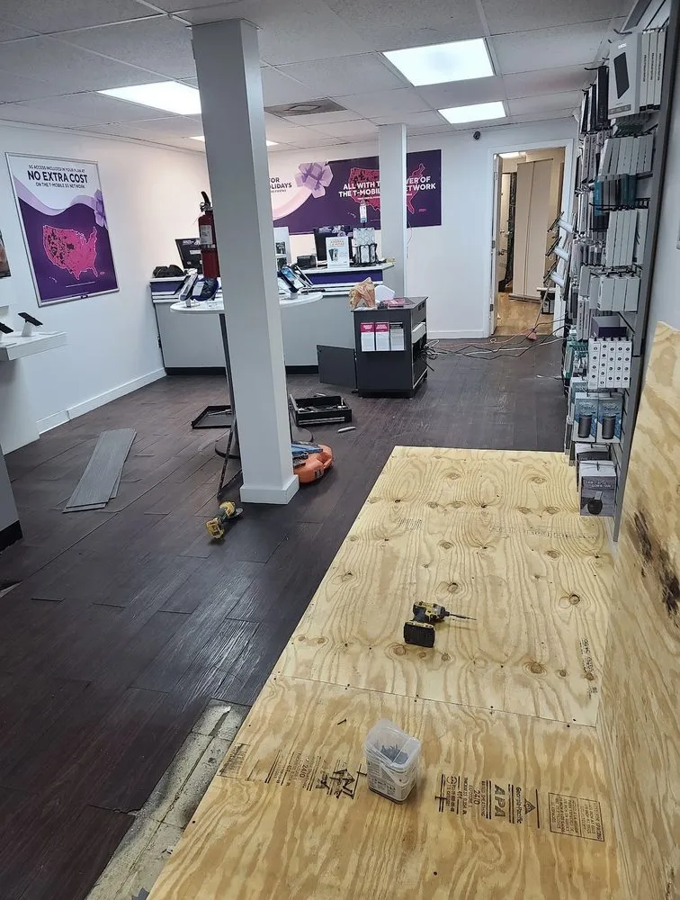 Slide of Apollo 33 Home Repair & Handyman