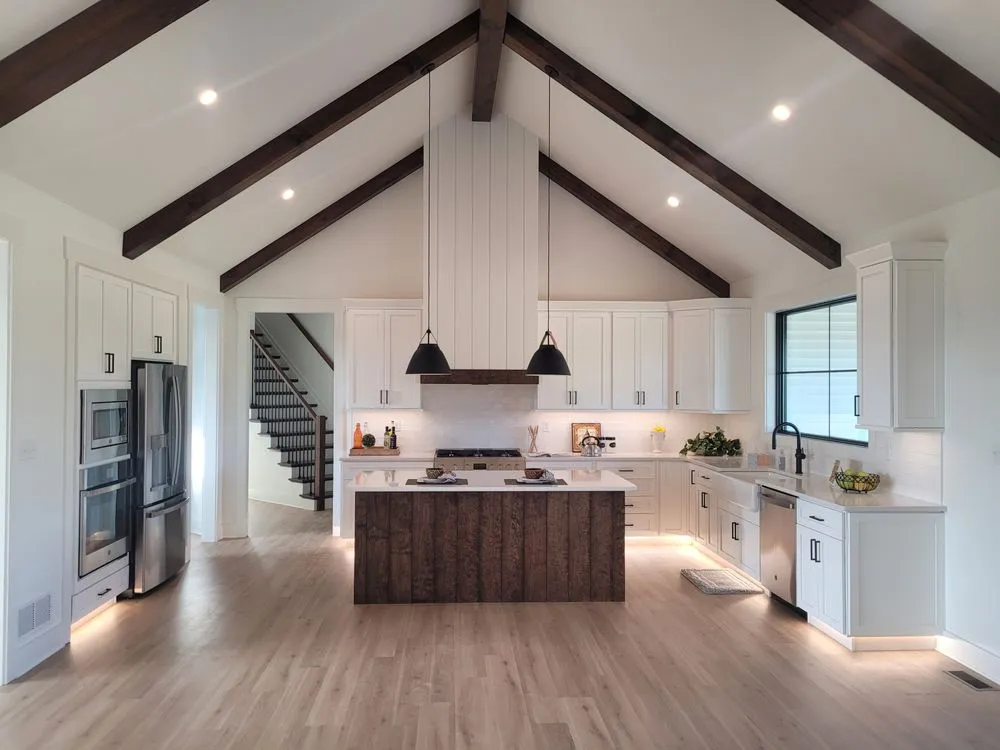 Slide of Apollo Homes and Renovations