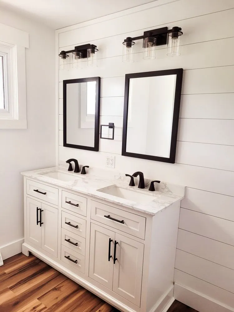 Slide of Apollo Homes and Renovations