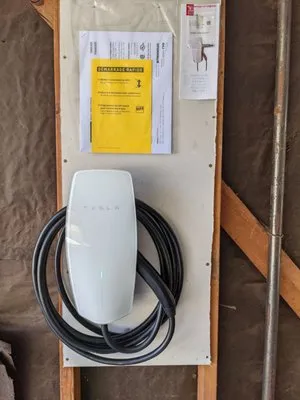 Apollo TB Electric Logo