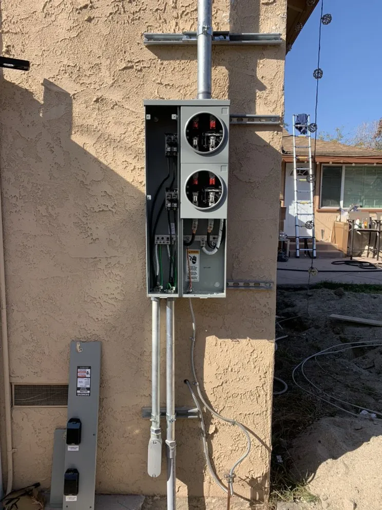 Slide of Apple Plus Electric