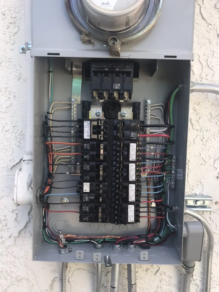 Slide of Apple Plus Electric